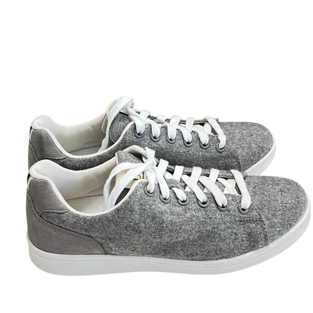 ED Ellen DeGeneres Chapala Grey Flannel Lace-Up Sneakers Size 8.5M